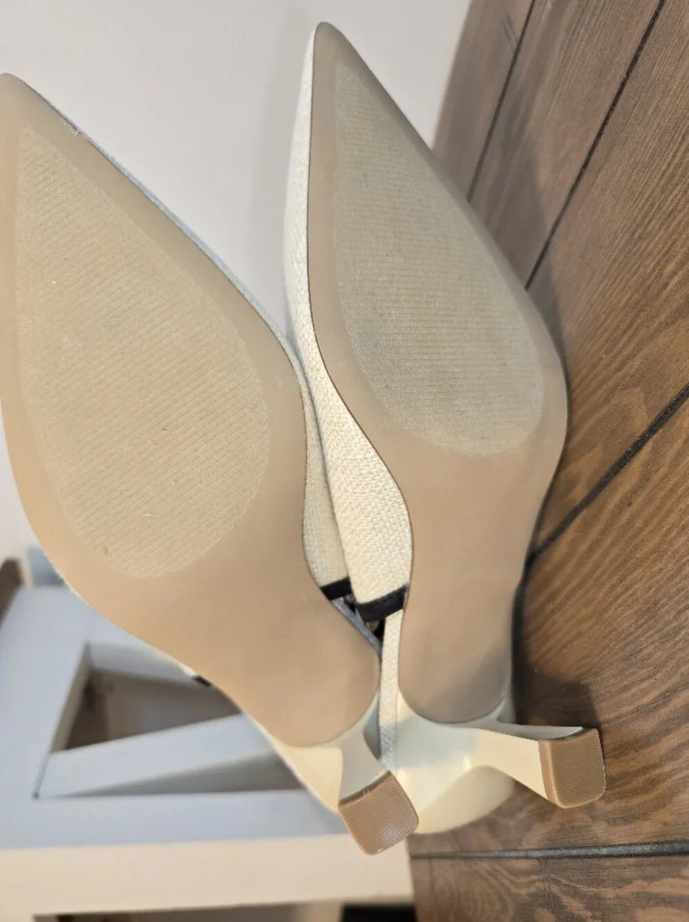Steve Madden NWOT Bri Cream Pointed Slingback Pumps Women's Size 9M